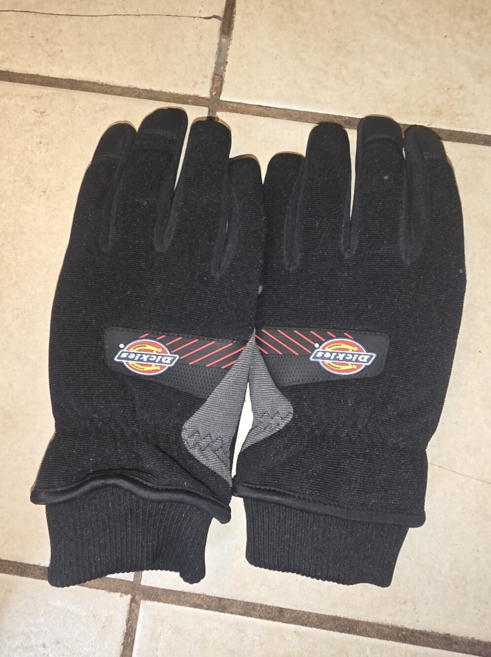 Dickies Performance Winter Work Gloves featuring black synthetic leather palms